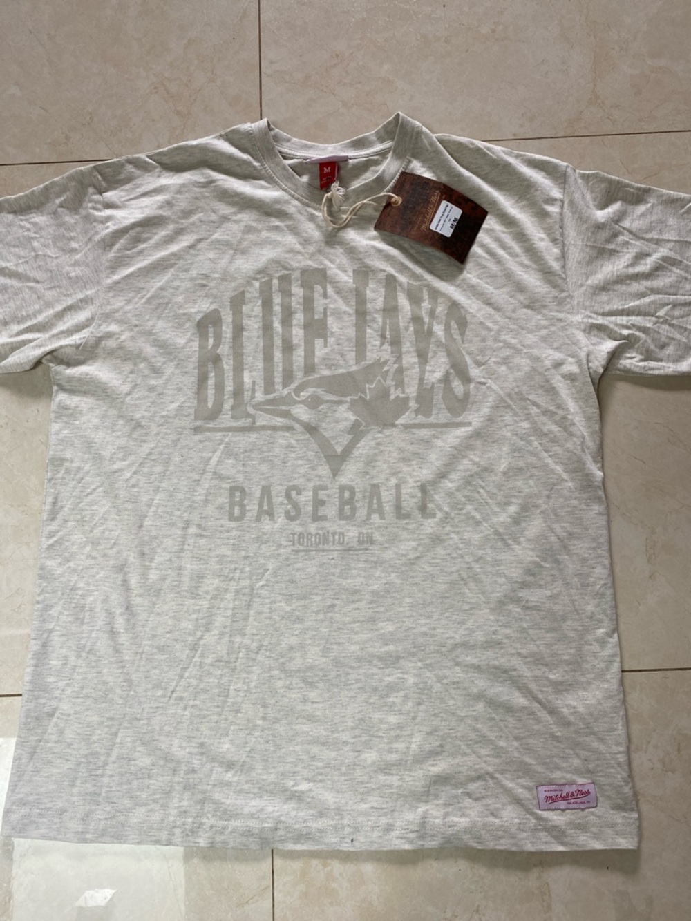 NWT Men’s Mitchell & Ness Toronto Blue Jays T-Shirt M/L